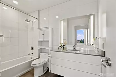 10232 NE 10th Street #815, Bellevue, WA 98004 - Photo 16