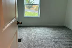 1004 Stella Rd, Longview, WA 98632 - Photo 6