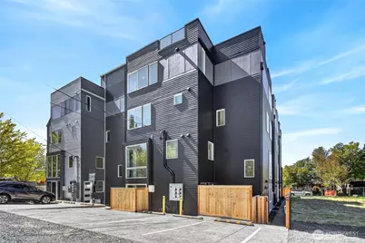 6318 41st Avenue SW #4, Seattle, WA 98136 - Photo 1