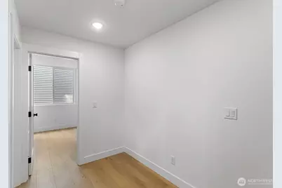 6318 41st Avenue SW #4, Seattle, WA 98136 - Photo 12
