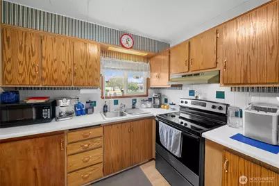 5210 71st Avenue Ct E #33, Puyallup, WA 98371 - Photo 12