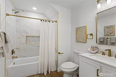 618 N 125th Street, Seattle, WA 98133 - Photo 20