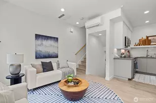 716 11th Ave E, Seattle, WA 98102 - Photo 2