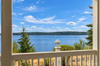 7021 Cliff Avenue SW, Longbranch, WA 98351 - Photo 2