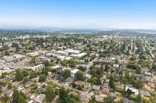 115 B N 105th St, Seattle, WA 98133 - Photo 28