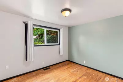 1252 SW Othello Street, Seattle, WA 98106 - Photo 14