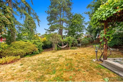 1252 SW Othello Street, Seattle, WA 98106 - Photo 36