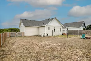 1092 Crestshire Loop SW, Ocean Shores, WA 98569 - Photo 24