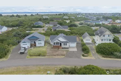 1092 Crestshire Loop SW, Ocean Shores, WA 98569 - Photo 26