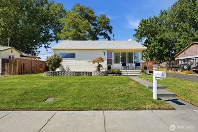 803 Smith Avenue, Richland, WA 99352 - Photo 2