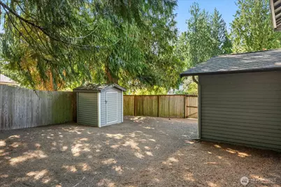 22414 NE 12th Court, Sammamish, WA 98074 - Photo 30