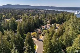 22414 NE 12th Ct, Sammamish, WA 98074 - Photo 38