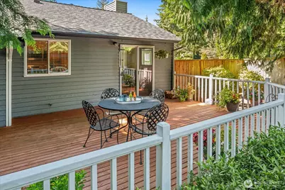 22414 NE 12th Court, Sammamish, WA 98074 - Photo 32