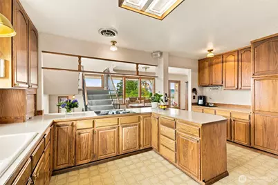 202 Alverson Boulevard, Everett, WA 98201 - Photo 14