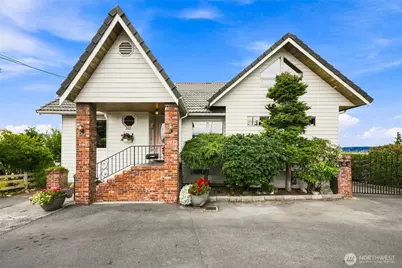 202 Alverson Boulevard, Everett, WA 98201 - Photo 2