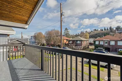2619 58th Avenue SW #Upper, Seattle, WA 98116 - Photo 14