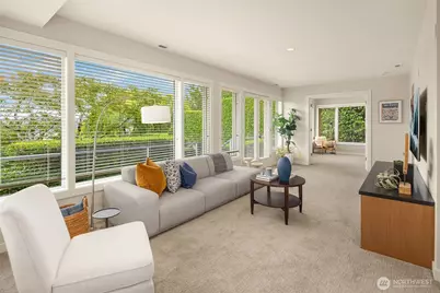 1622 5th Avenue N, Seattle, WA 98109 - Photo 18