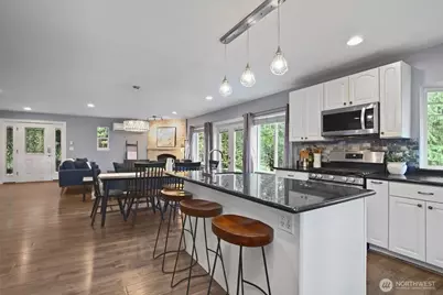 16931 SE Newport Way, Bellevue, WA 98006 - Photo 14