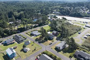 45 S Third St, Pacific Beach, WA 98571 - Photo 6