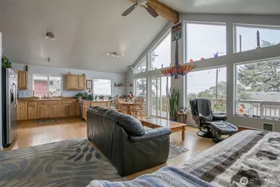 45 S Third Street, Pacific Beach, WA 98571 - Photo 16