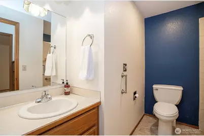 8014 53rd Street W, University Place, WA 98467 - Photo 22