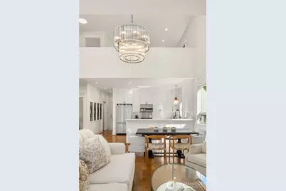 9801 NE 4th Street #D, Bellevue, WA 98004 - Photo 12