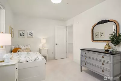 9801 NE 4th Street #D, Bellevue, WA 98004 - Photo 28