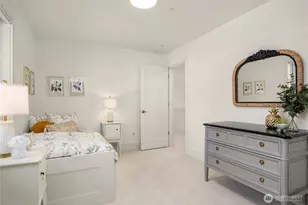 9801 NE 4th St, Bellevue, WA 98004 - Photo 28