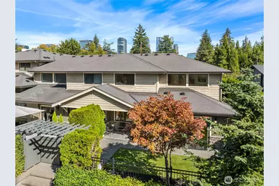 9801 NE 4th Street #D, Bellevue, WA 98004 - Photo 4