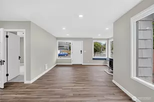 1412 N Steele St, Tacoma, WA 98406 - Photo 8