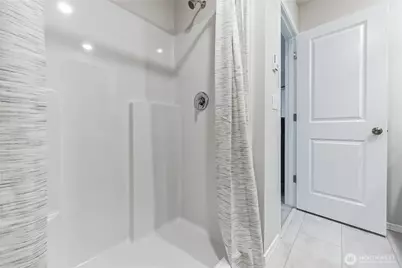 34131 Pinnacle Peak Avenue SE, Black Diamond, WA 98010 - Photo 14