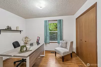 13742 39th Avenue NE, Seattle, WA 98125 - Photo 14