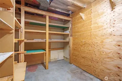 12015 Dayton Avenue N, Seattle, WA 98133 - Photo 24