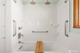 12015 Dayton Ave N, Seattle, WA 98133 - Photo 12