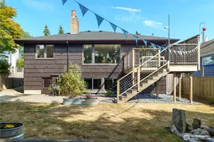 12015 Dayton Ave N, Seattle, WA 98133 - Photo 26