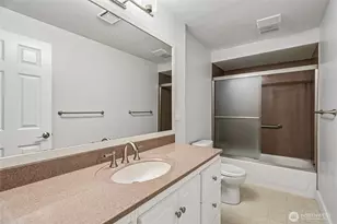 7323 Sand Point Way NE, Seattle, WA 98115 - Photo 18