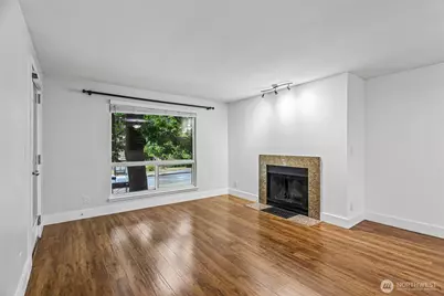 7323 Sand Point Way NE #106, Seattle, WA 98115 - Photo 6