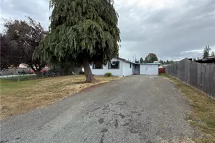 814 W 11th St, Port Angeles, WA 98363 - Photo 22