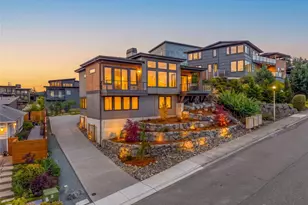 3913 Rock Ridge Pkwy, Anacortes, WA 98221 - Photo 2