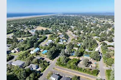 143 S Oar Loop SW, Ocean Shores, WA 98569 - Photo 40