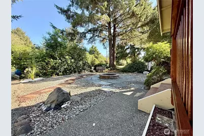 143 S Oar Loop SW, Ocean Shores, WA 98569 - Photo 8
