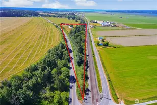 30320 Pioneer Hwy, Stanwood, WA 98292 - Photo 10