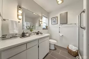 860 SE Sentry Dr, College Place, WA 99324 - Photo 16