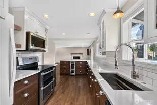 19032 86th Ave NE, Bothell, WA 98011 - Photo 10