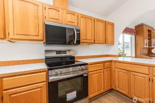 100 Bay View St, Sequim, WA 98382 - Photo 18