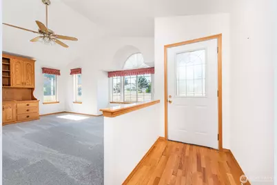 100 Bay View St, Sequim, WA 98382 - Photo 16