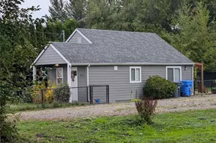 1419 14th St SW, Puyallup, WA 98371 - Photo 2