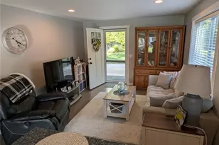 1419 14th St SW, Puyallup, WA 98371 - Photo 8