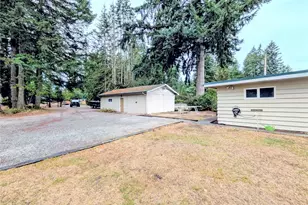 22004 SE 295th Pl, Black Diamond, WA 98010 - Photo 14