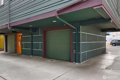 12010 31st Avenue NE #B, Seattle, WA 98125 - Photo 28